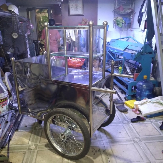 Xe bán hàng giong 